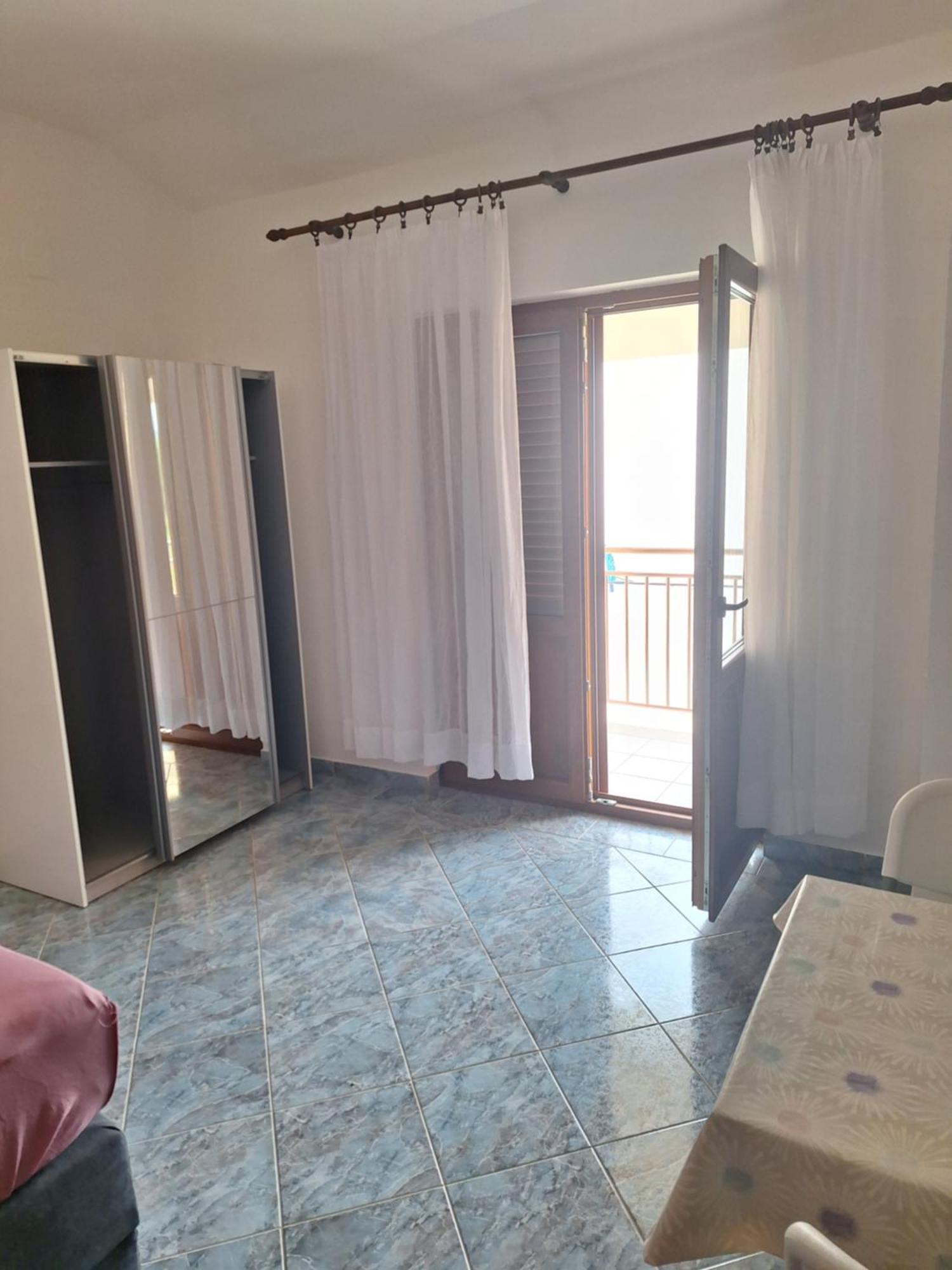 Apartmani Vesna Starigrad Paklenica Ngoại thất bức ảnh